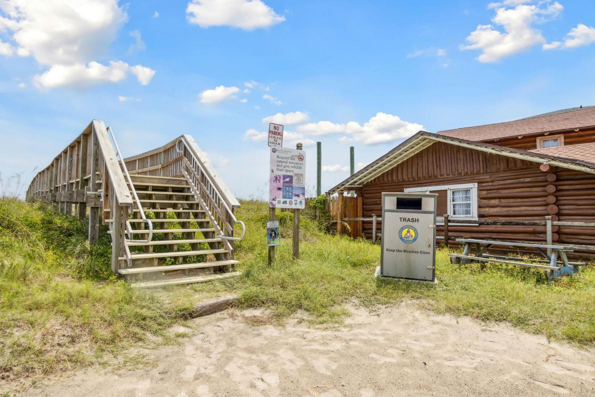 شاطئ فينماندينا Beach 5 Villas On Amelia Island Steps To The Ocean المظهر الخارجي الصورة