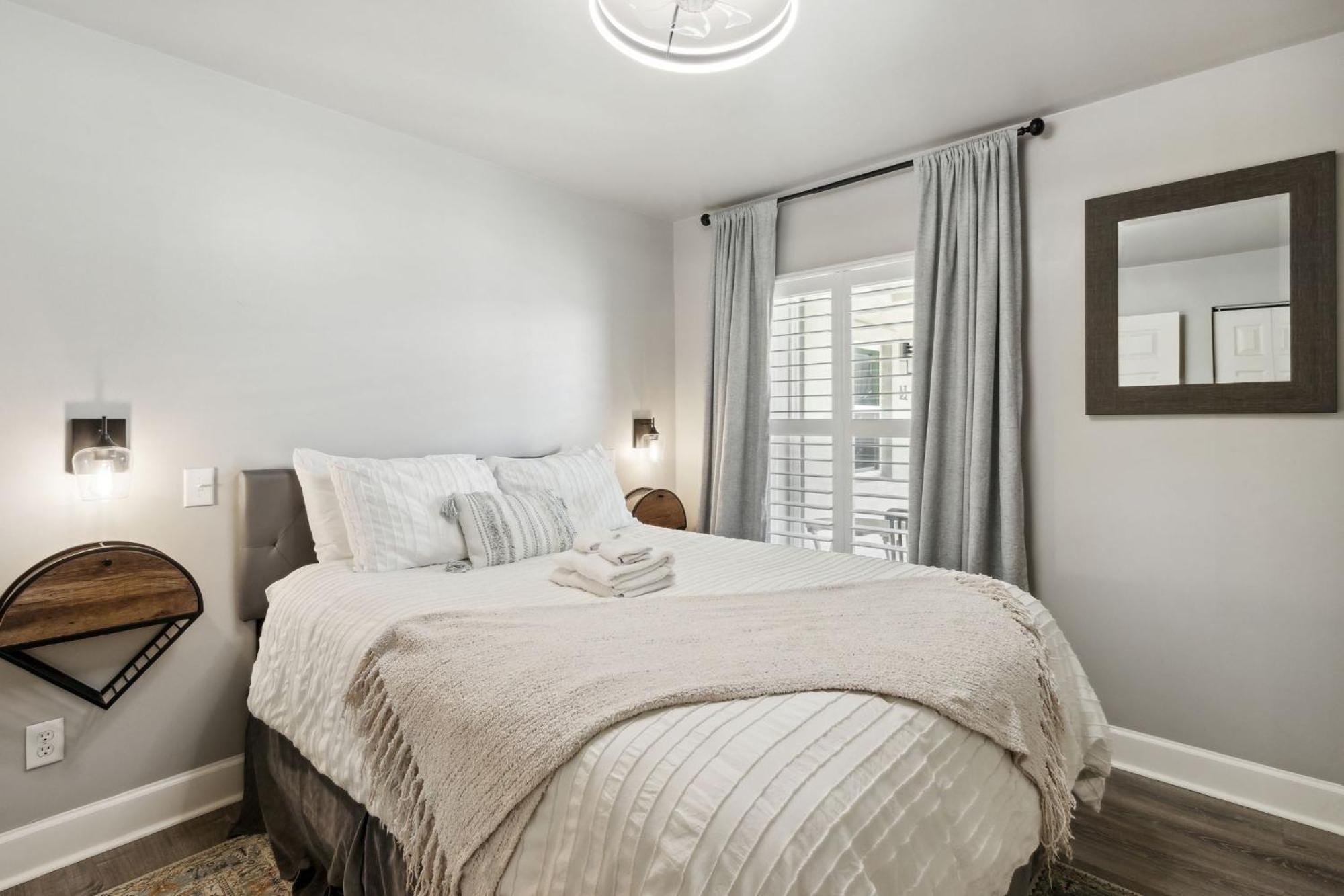 شاطئ فينماندينا Beach 5 Villas On Amelia Island Steps To The Ocean المظهر الخارجي الصورة