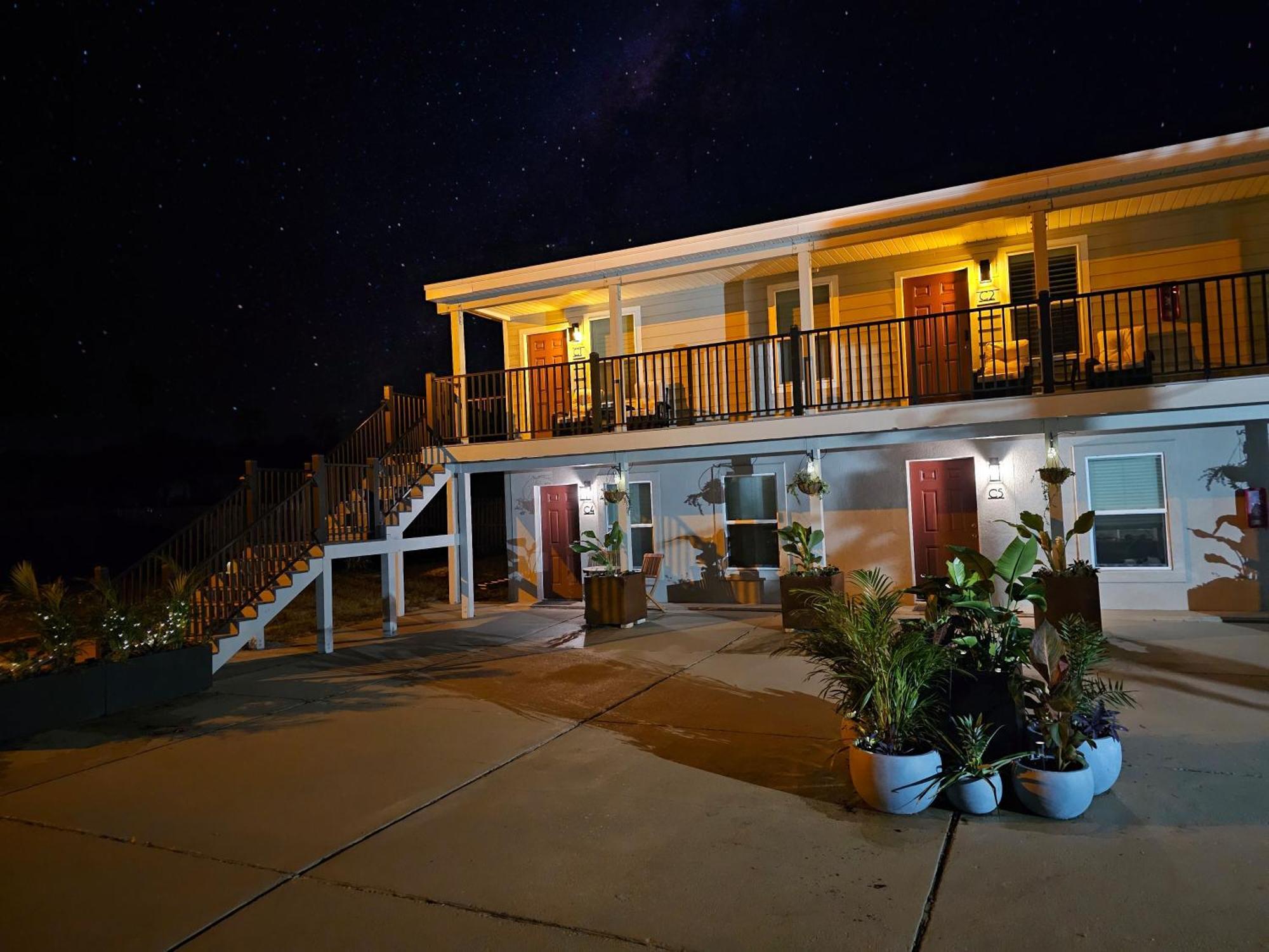شاطئ فينماندينا Beach 5 Villas On Amelia Island Steps To The Ocean المظهر الخارجي الصورة
