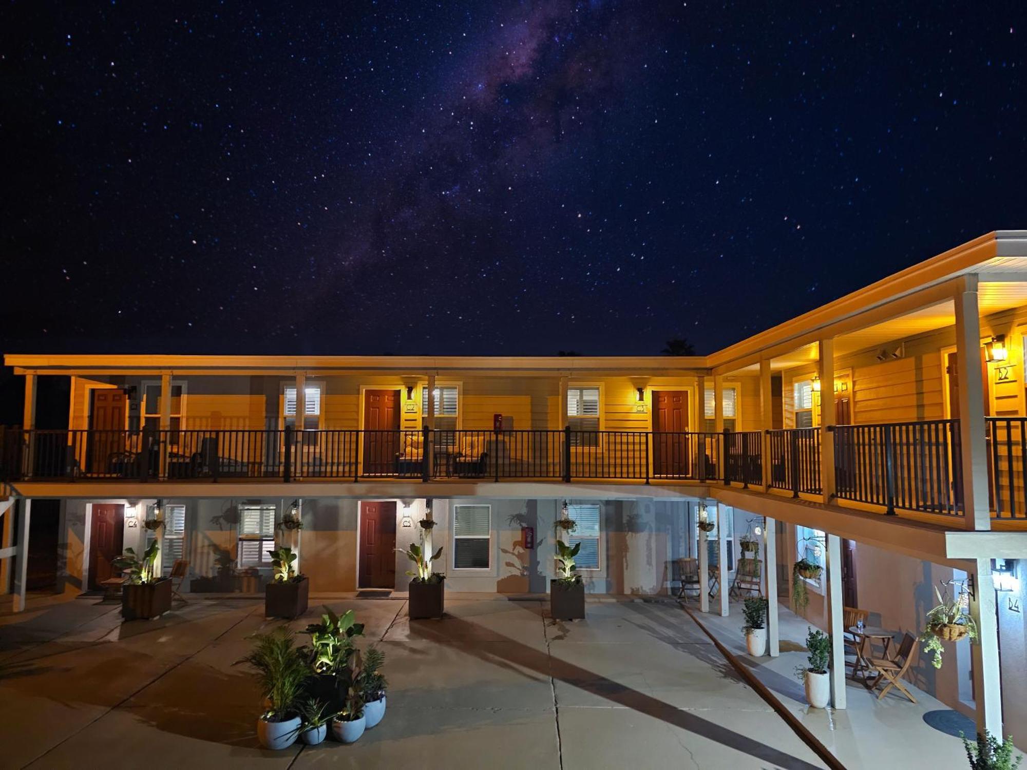 شاطئ فينماندينا Beach 5 Villas On Amelia Island Steps To The Ocean المظهر الخارجي الصورة